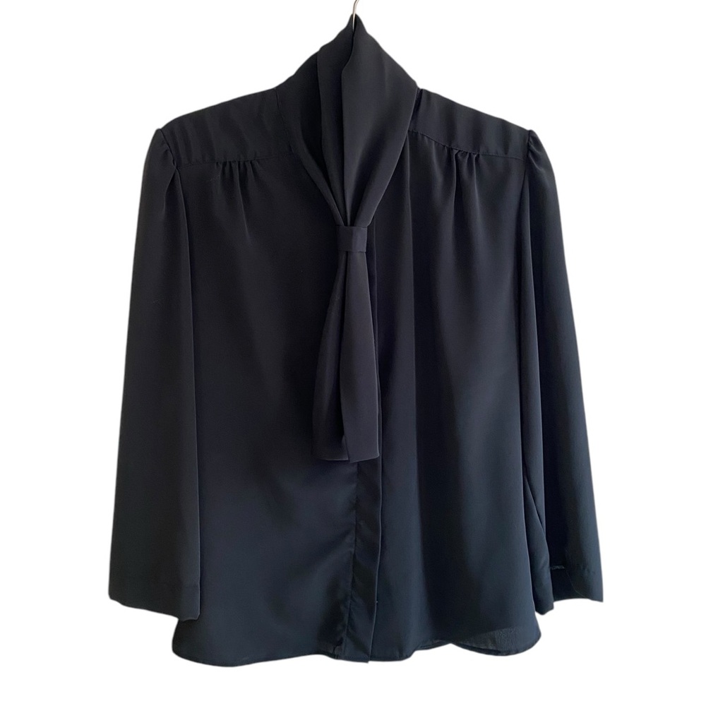 Gianna VTG Black 3/4 Sleeve Tie Neck Flowing Blouse M/L